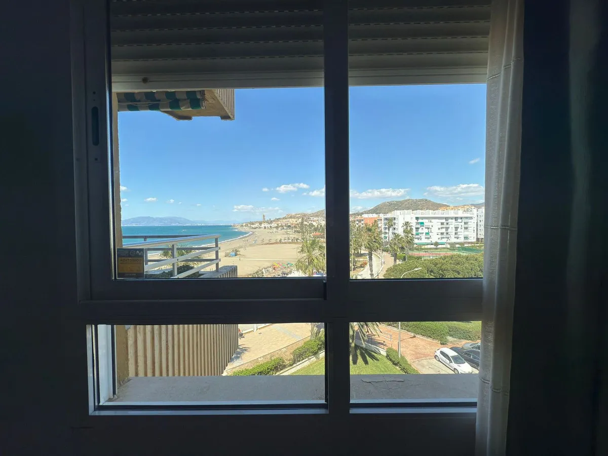 01318012-d0e7-4676-92ea-9c9d569dea46