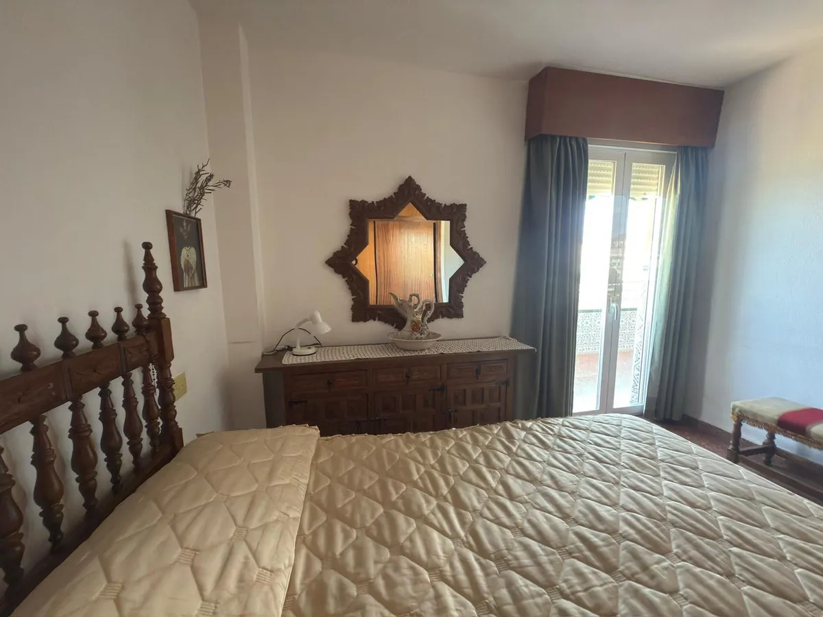 6b314572-be63-4d0e-b2fe-f72076a694c0