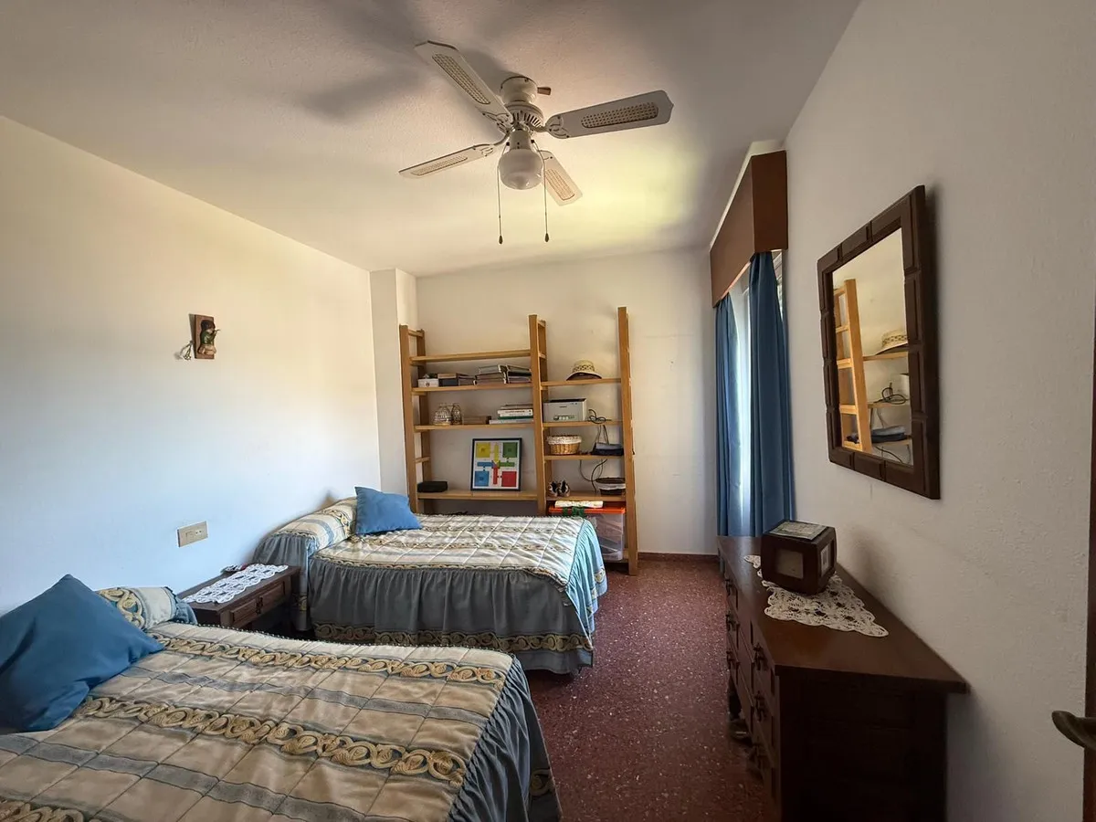 6c4c5052-db98-45cd-8085-8704f187ef25