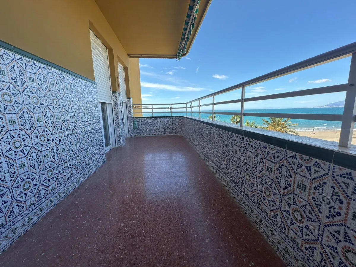 6fb16583-ad9f-4270-900d-8930f717304e