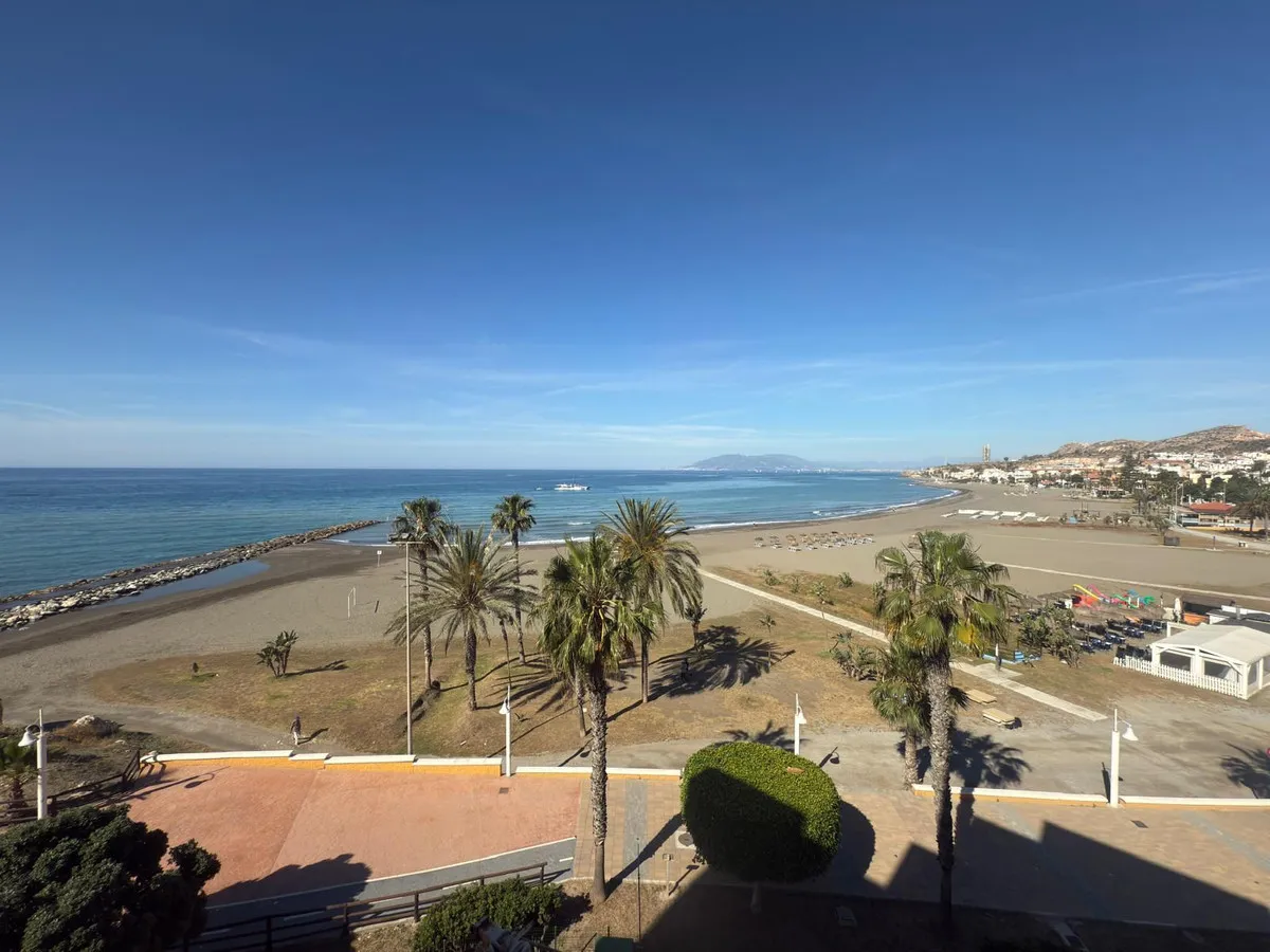 a9a765fc-78d9-4c04-8595-5324c3f761fc