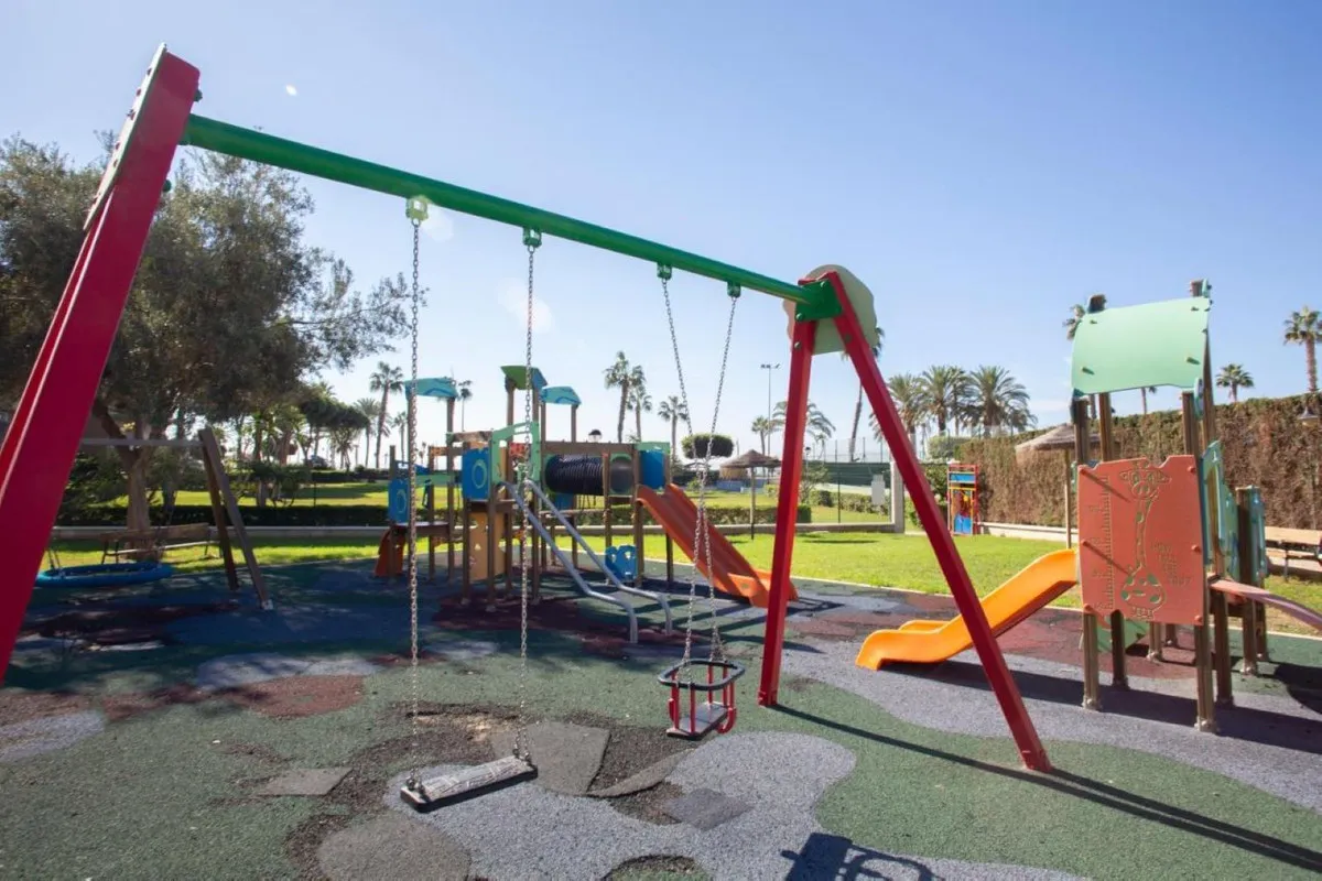 ebe59cca-2ece-47ec-bf9a-918732fb7161