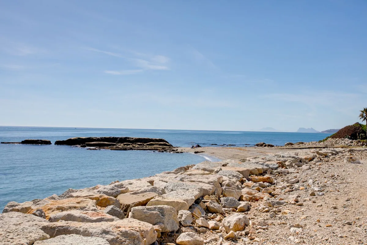 58b395ef-8425-4356-bfcb-e148319a5a9a