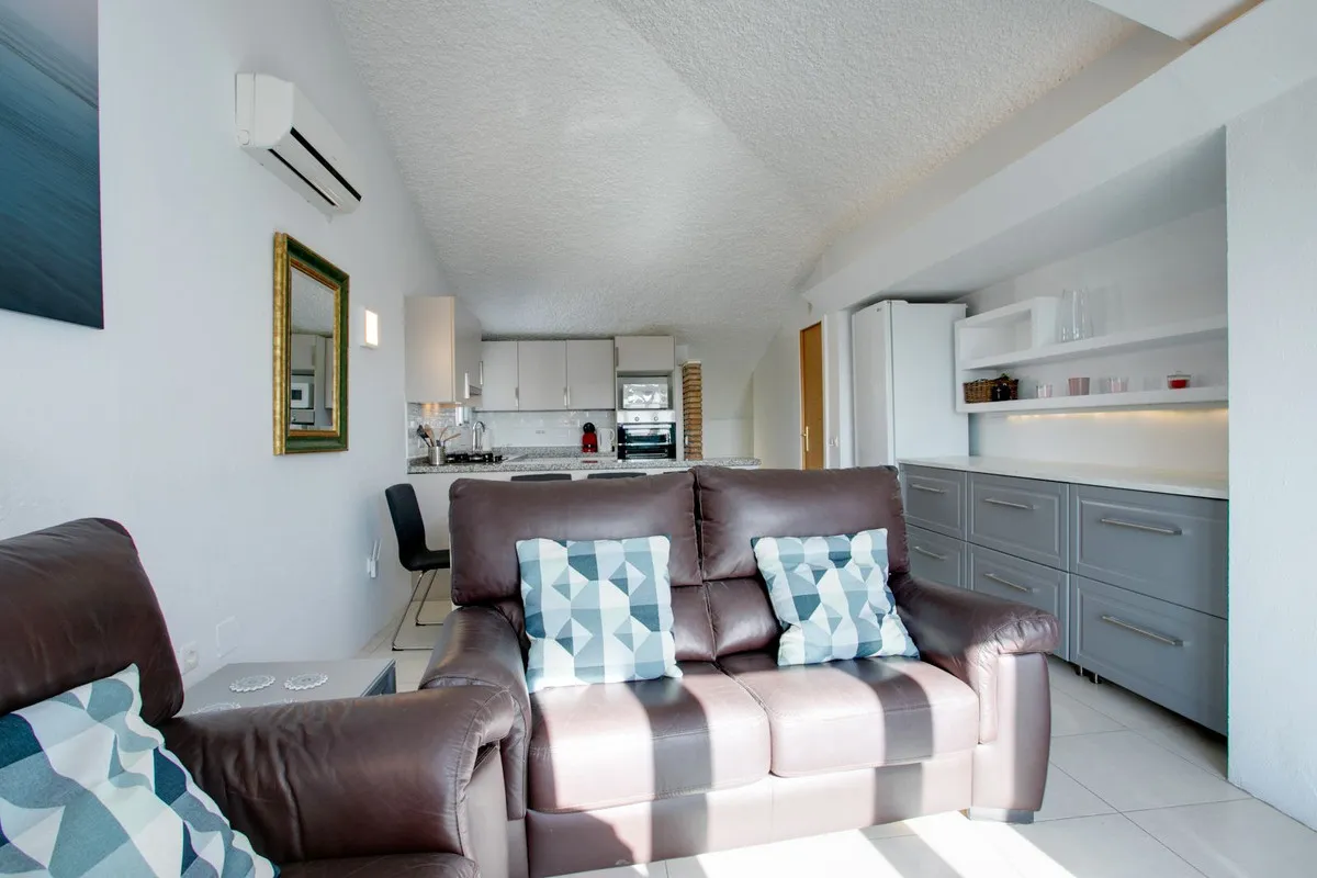 a708e5e3-5a6b-4fbc-8ec6-31b1c1f75dc3