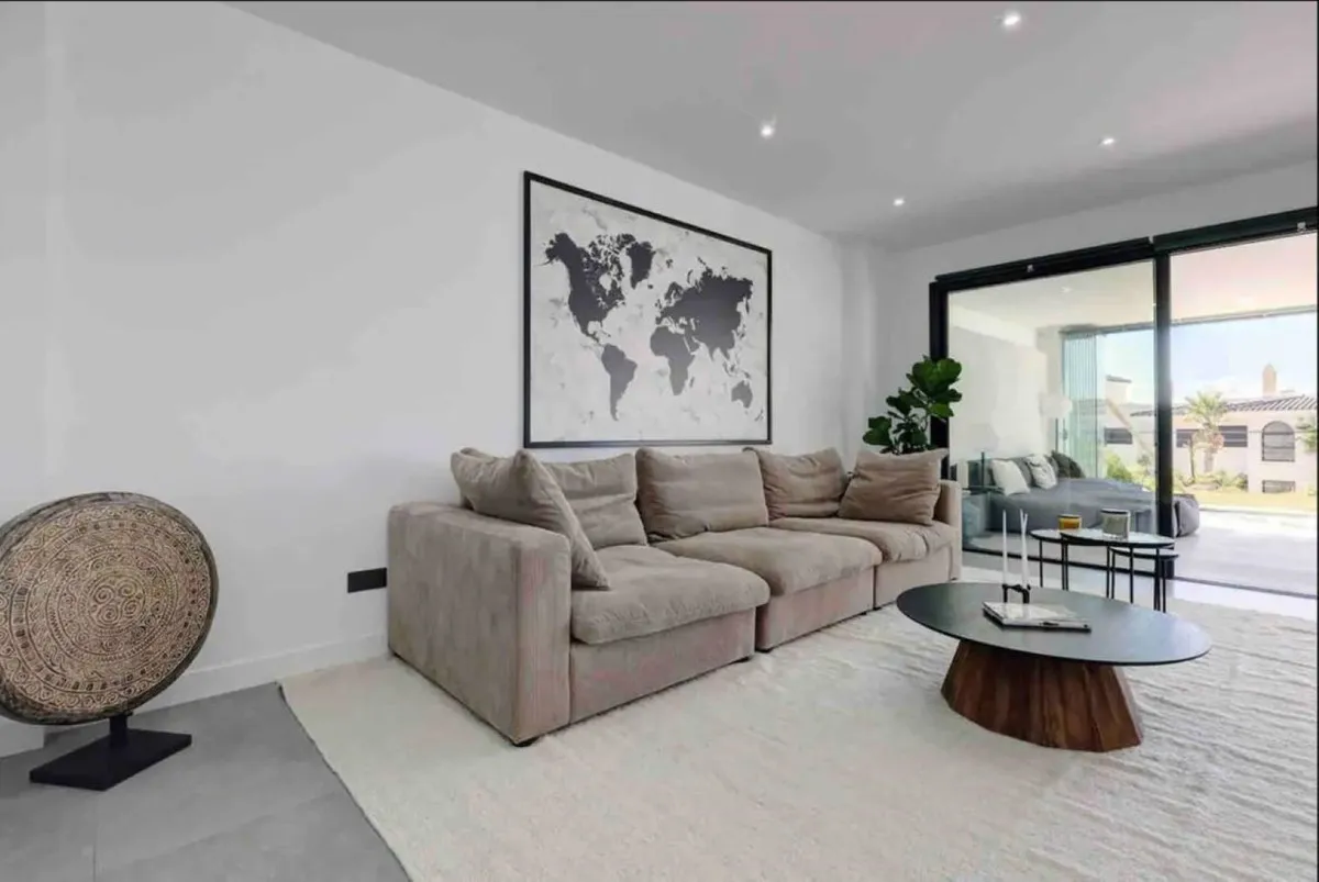 754e52cf-79b6-4b5f-863d-c71f6e6e1877