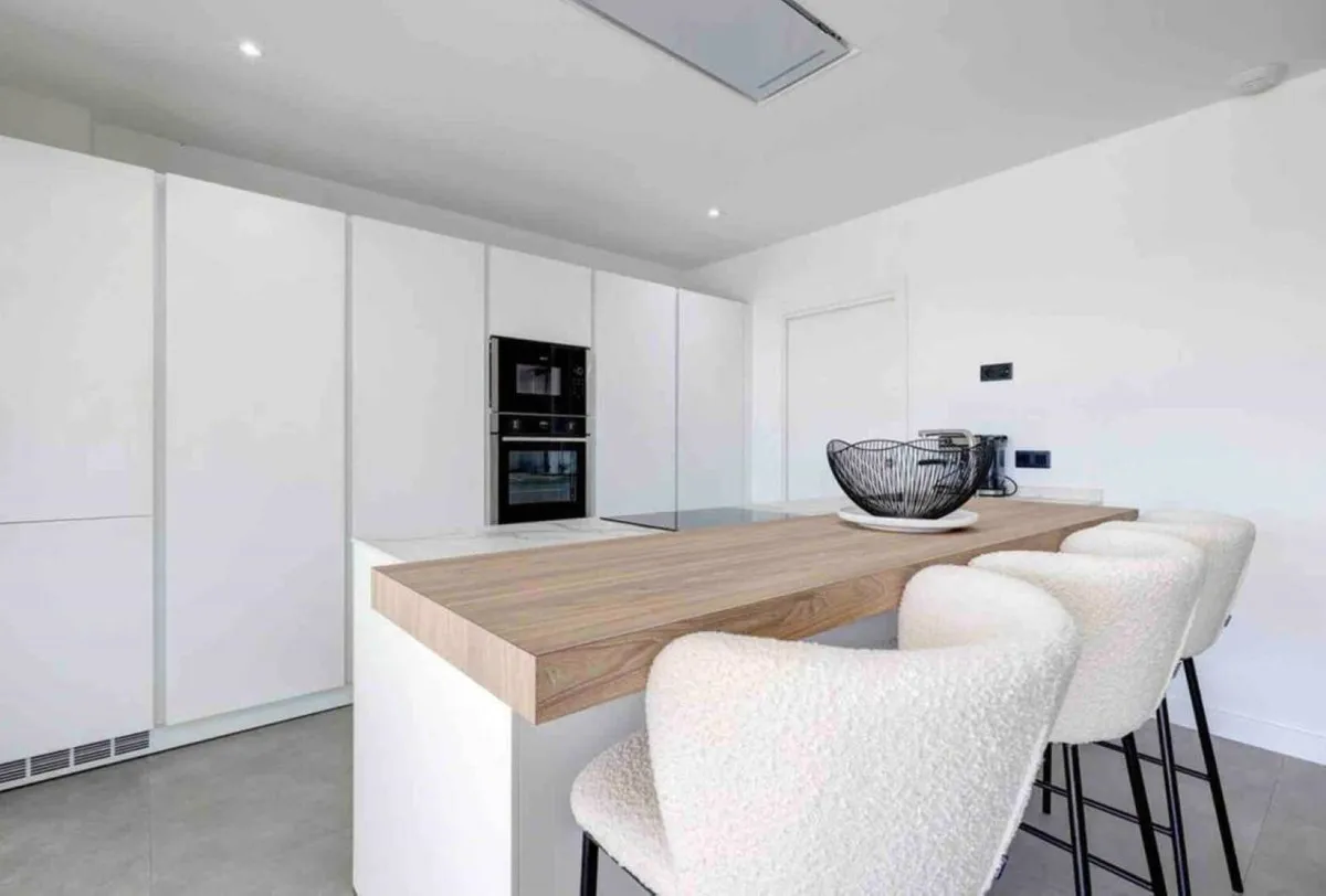 844f754c-684d-4435-995a-06115204160f