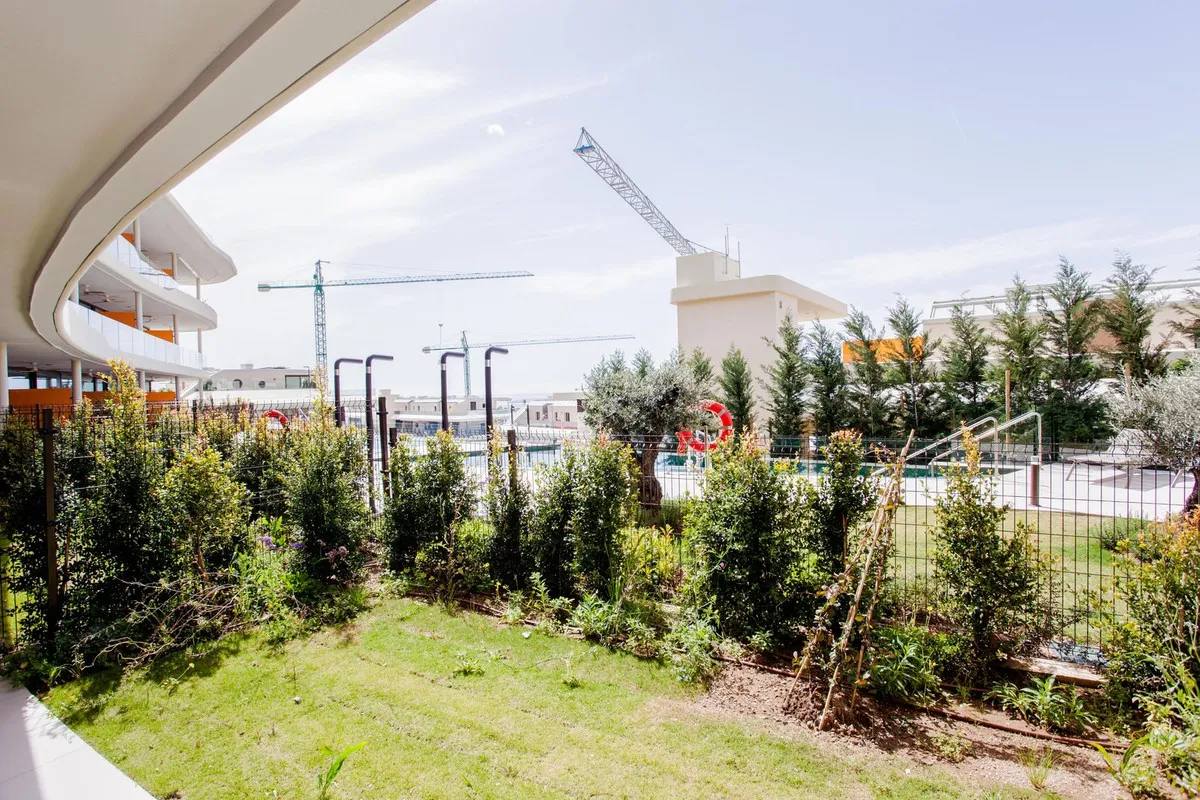 ec03dd97-c10d-4bad-bfb1-d55f2860553e