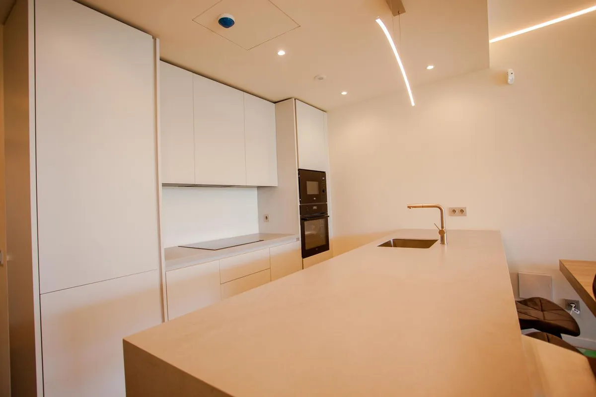 ec61b07a-1b69-4dd1-b5a2-9dfec0c97691