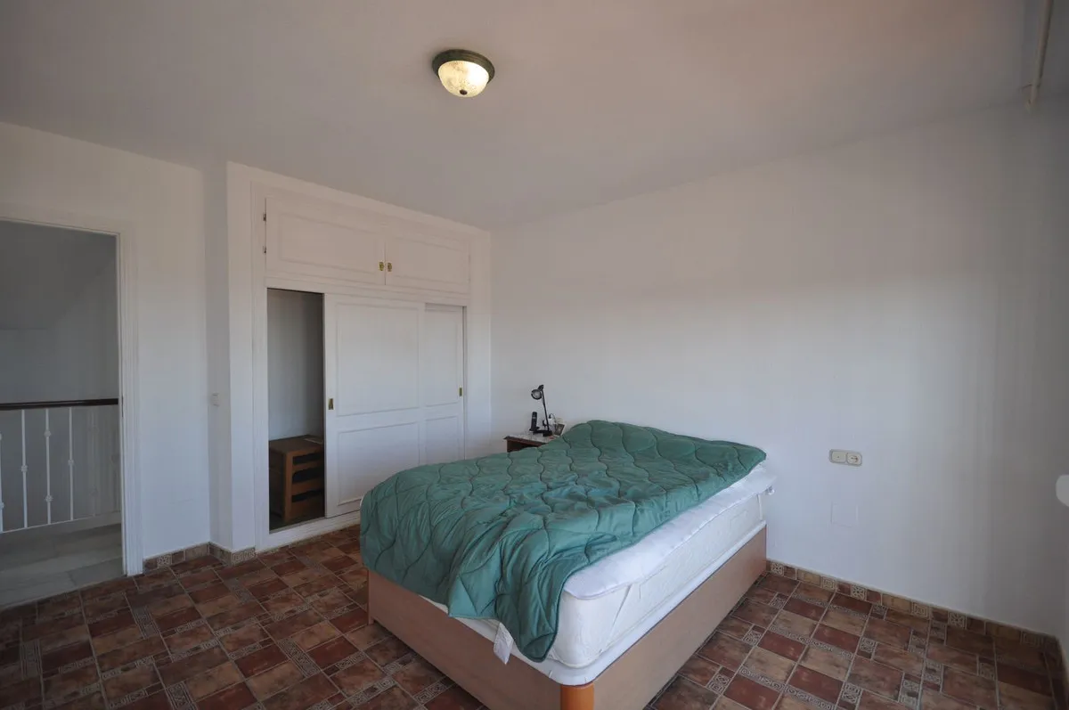 91fb4ade-cc75-46d1-84a4-a6fa4ea41c82