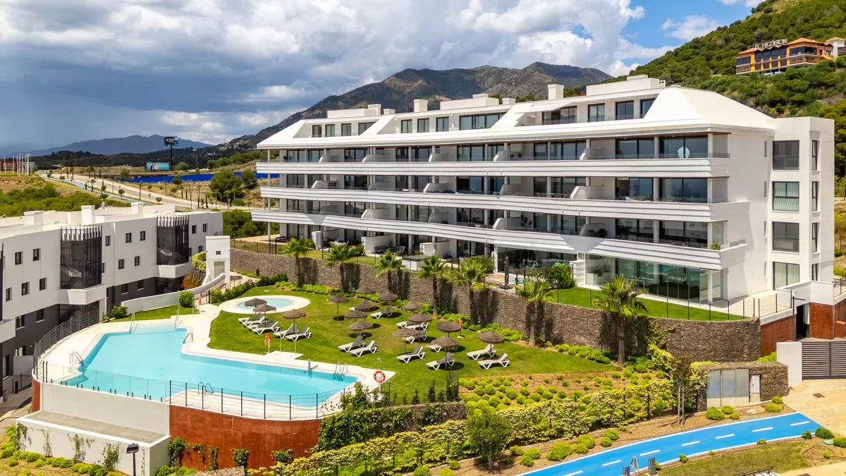 19704140-bb61-4b93-9c66-19bedf98c55f