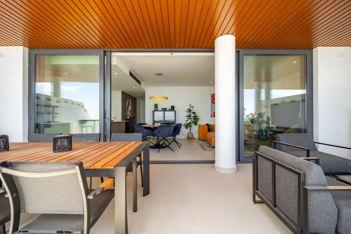 e7e91a0f-f3c1-4819-898f-5c522a578d56