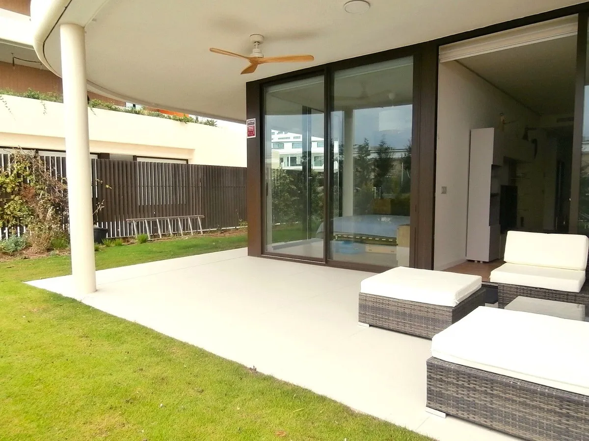 077bfe30-9352-4426-8179-8a6a2ce43f9f