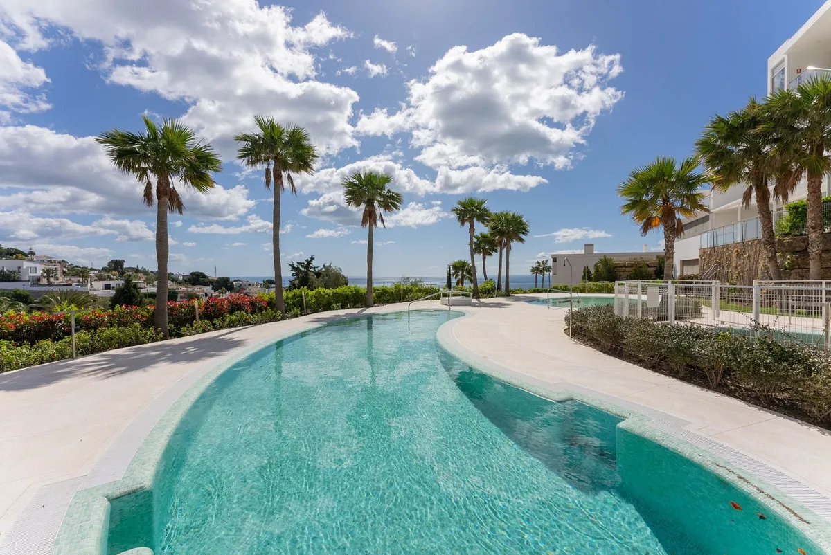 33e22a43-5b63-4b1b-9291-28005e9a064e