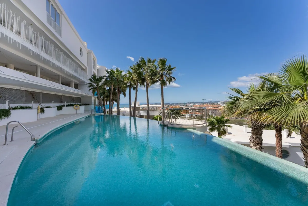 64c07be9-399a-4bbb-aab2-74a455eb0258