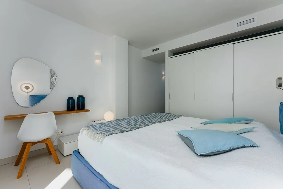 70077447-68b2-4854-93b6-82bca6c3bed7