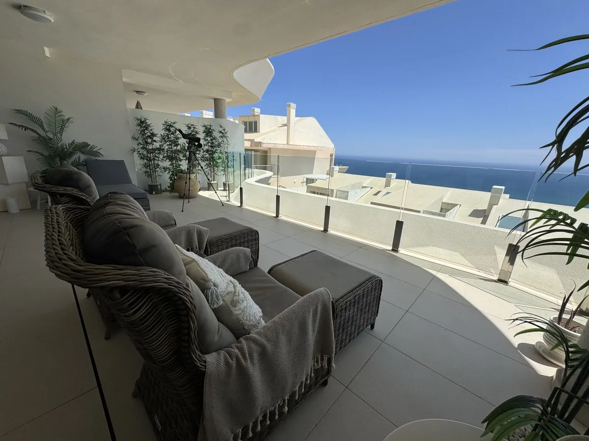 0d26ef32-dc7a-436b-a467-e22df2086fdb