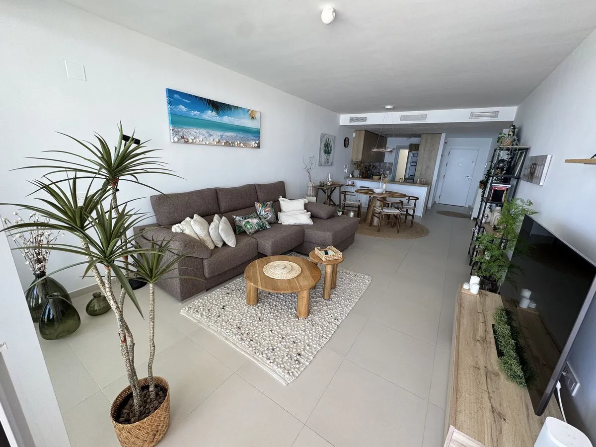 3195b21a-21a4-4e87-aeb9-7892c3e7d8b5