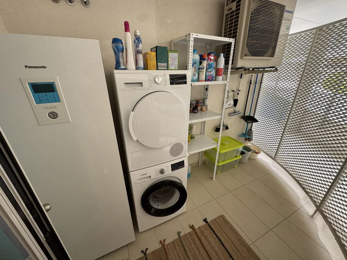 b5a89b9e-7c3d-422c-99ff-4bb4eeae36f5