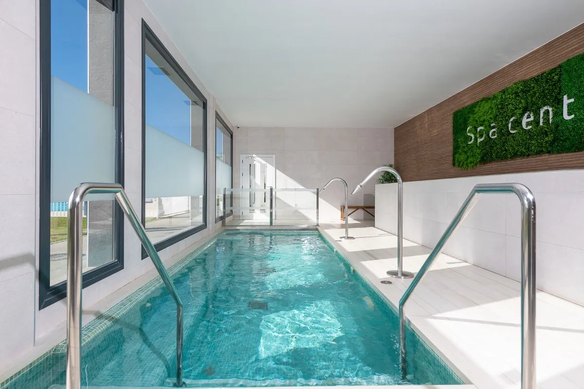 18b0585c-e02d-4749-a14c-d18848cf2dea