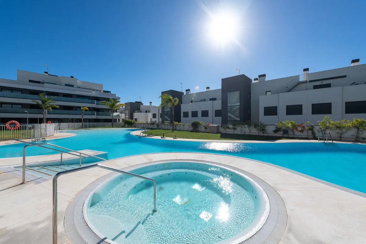 8ff1e513-20b0-4cbc-932b-cc13e57b4bfb