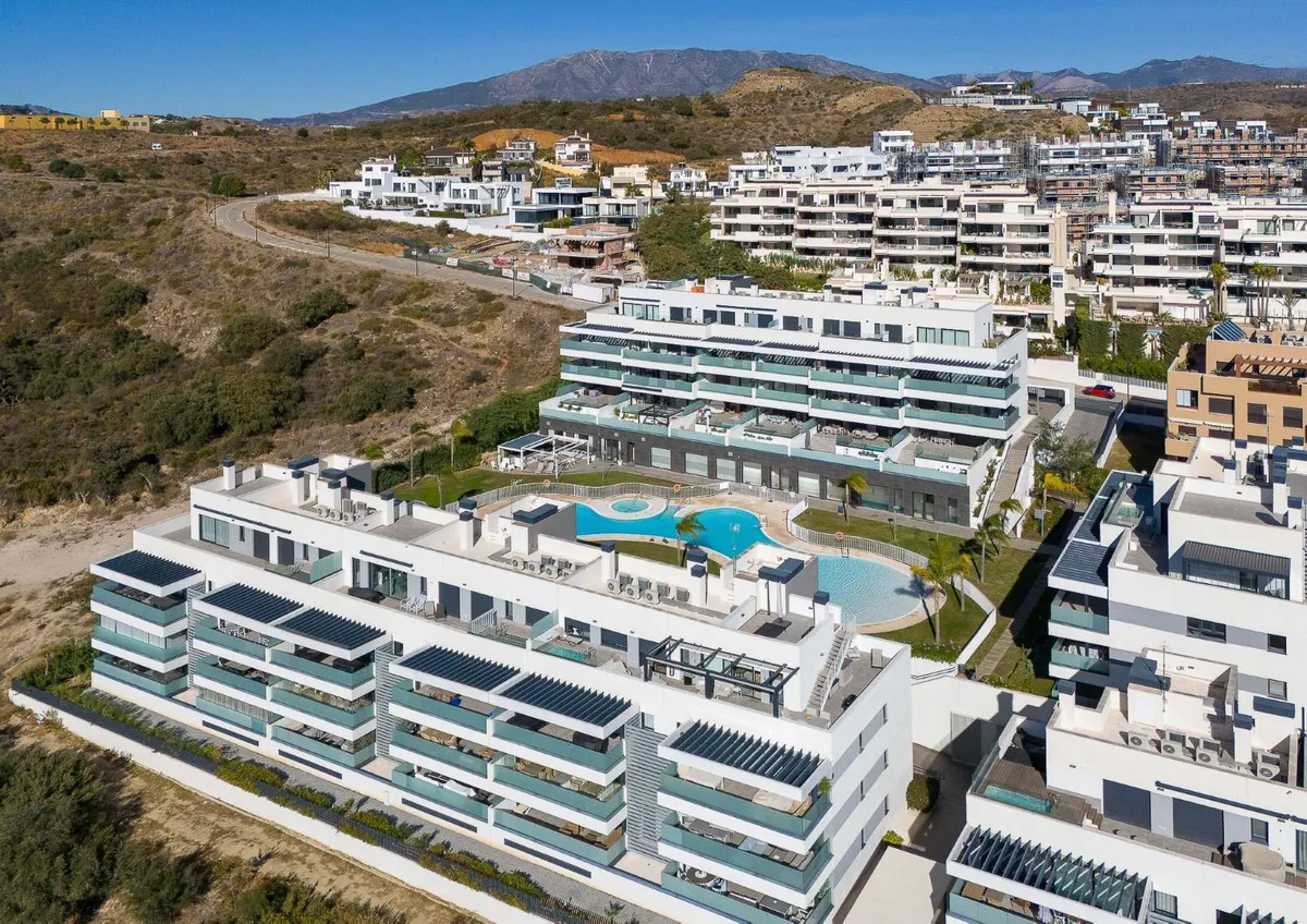 c654b3d2-d886-4481-8d7d-75d2d7181a24