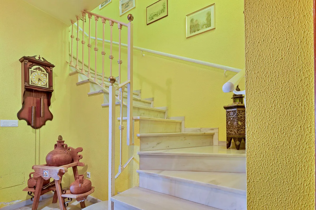 9f9788a5-c38b-4f28-a3b5-5a6a8fb5d260