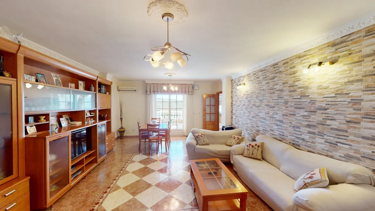 80d71df9-a948-4999-b90f-bef93b35a81e