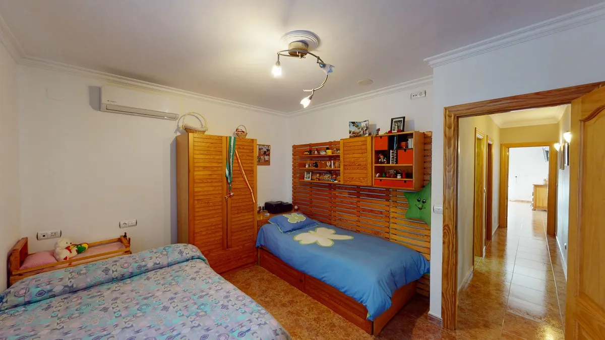 a9449e03-5a75-4015-90a8-f27664e00673