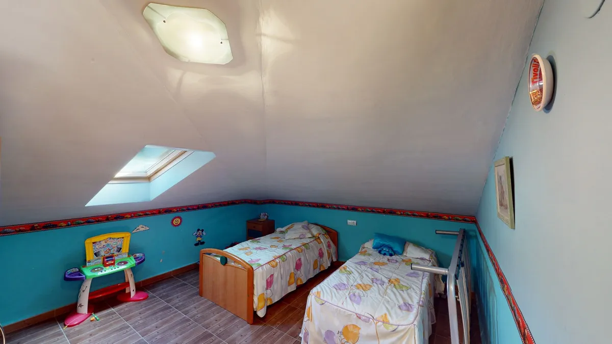 c1b00706-0b06-4f51-8c02-99f7a49c03fa