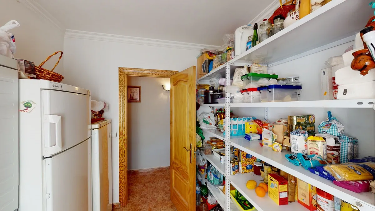 cc162887-69ac-4f53-bcaa-98992d780a8a