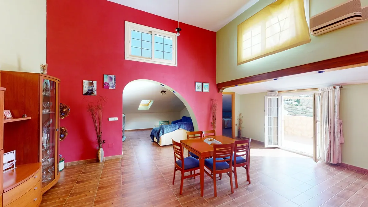 d91c3048-3d80-466a-ab44-249396811814