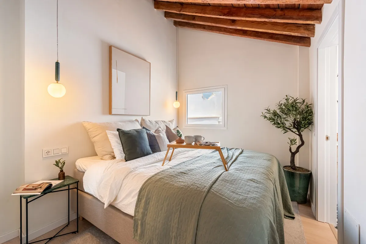 1cd2fce3-3464-4afb-a85e-d3d6b6b3090c