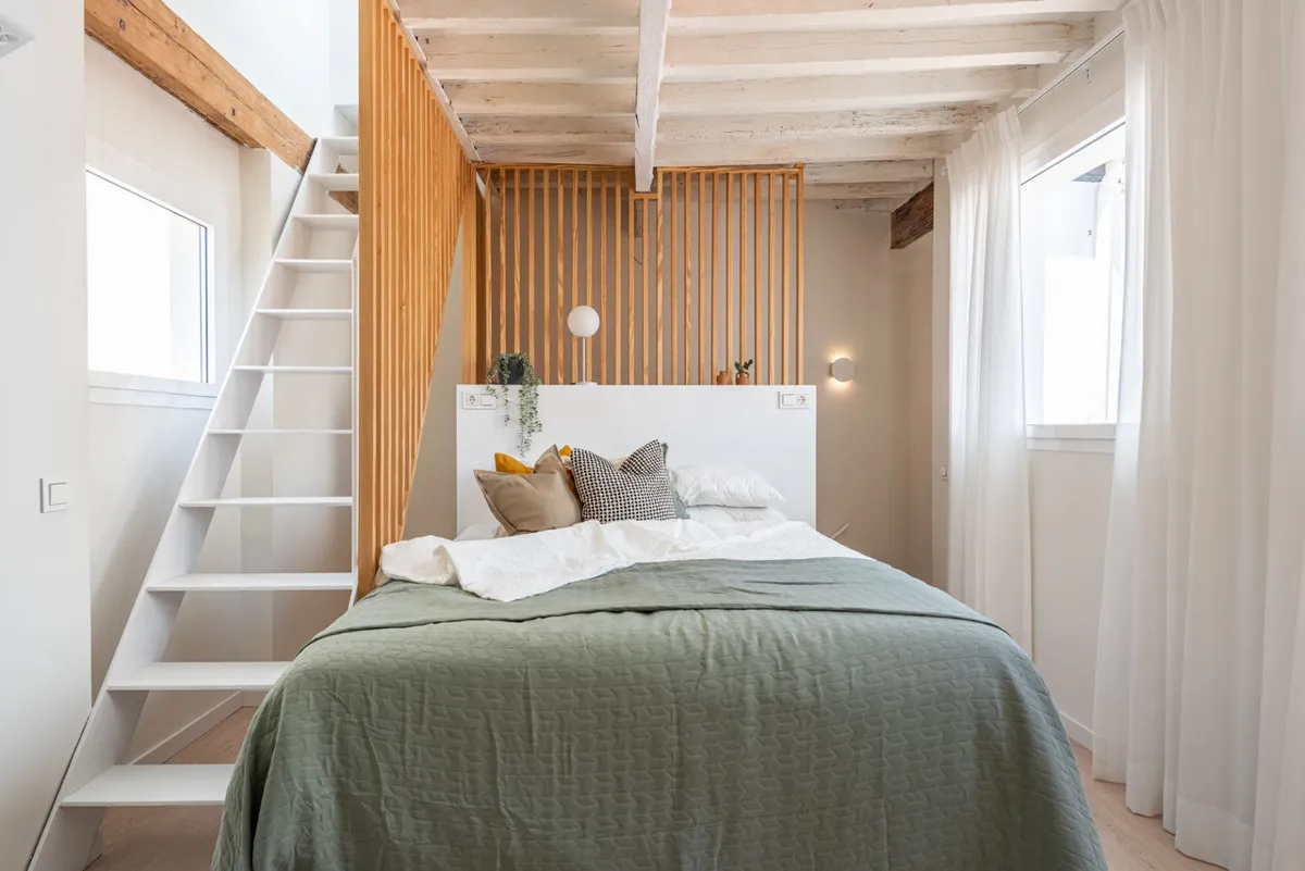 d0fc0b13-3b05-4d72-92c7-b117e3877667