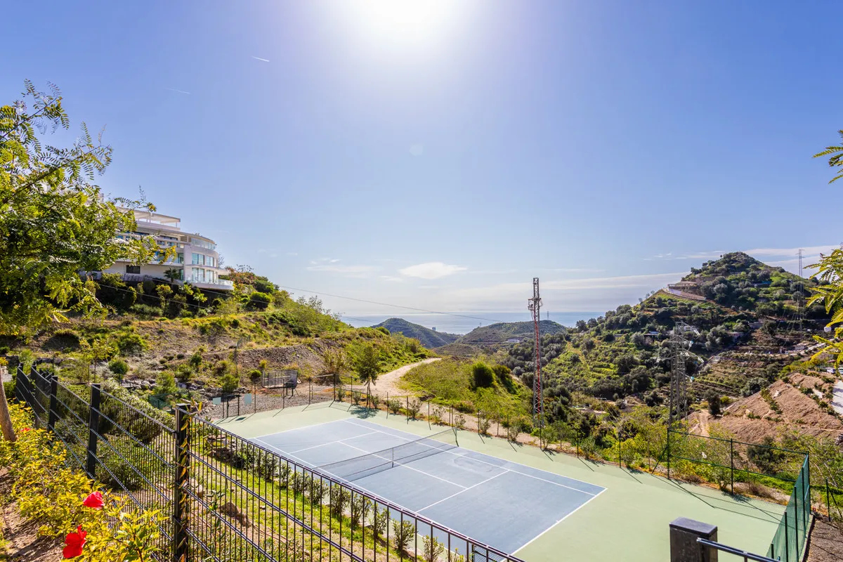 401a8a7f-9a35-45d7-8652-4c571d5f01d9