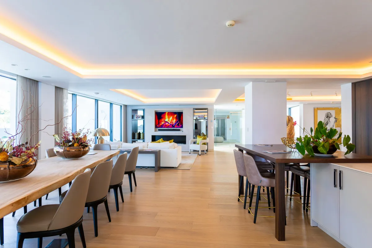 ec4ccd5f-c088-480c-b414-10bd45e16a6e