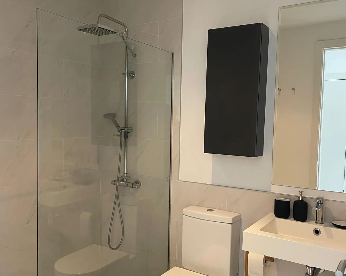 d6528f4d-1dfd-487d-b087-68bf1849ddb2