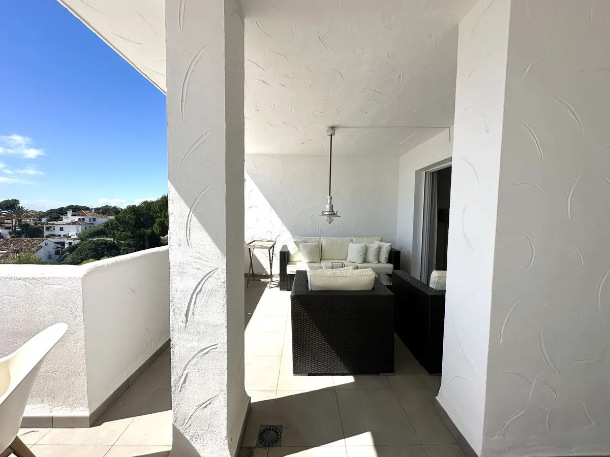 3e9d6c95-cd7c-40c0-928d-a548978f2aaf