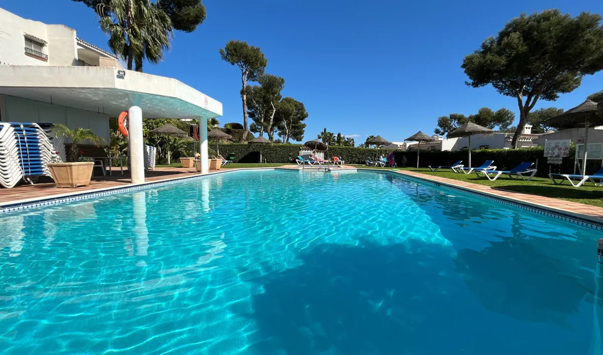 ab5e0c7f-ea2d-41d6-9f4b-985ae664c702