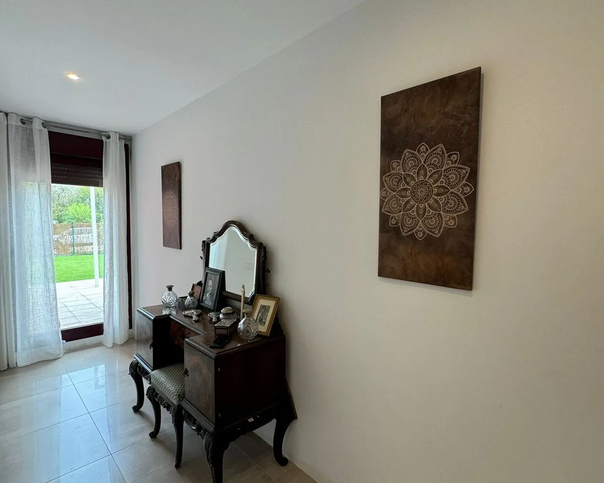 7297ba70-7d78-40a2-8e2d-003e5b15294a