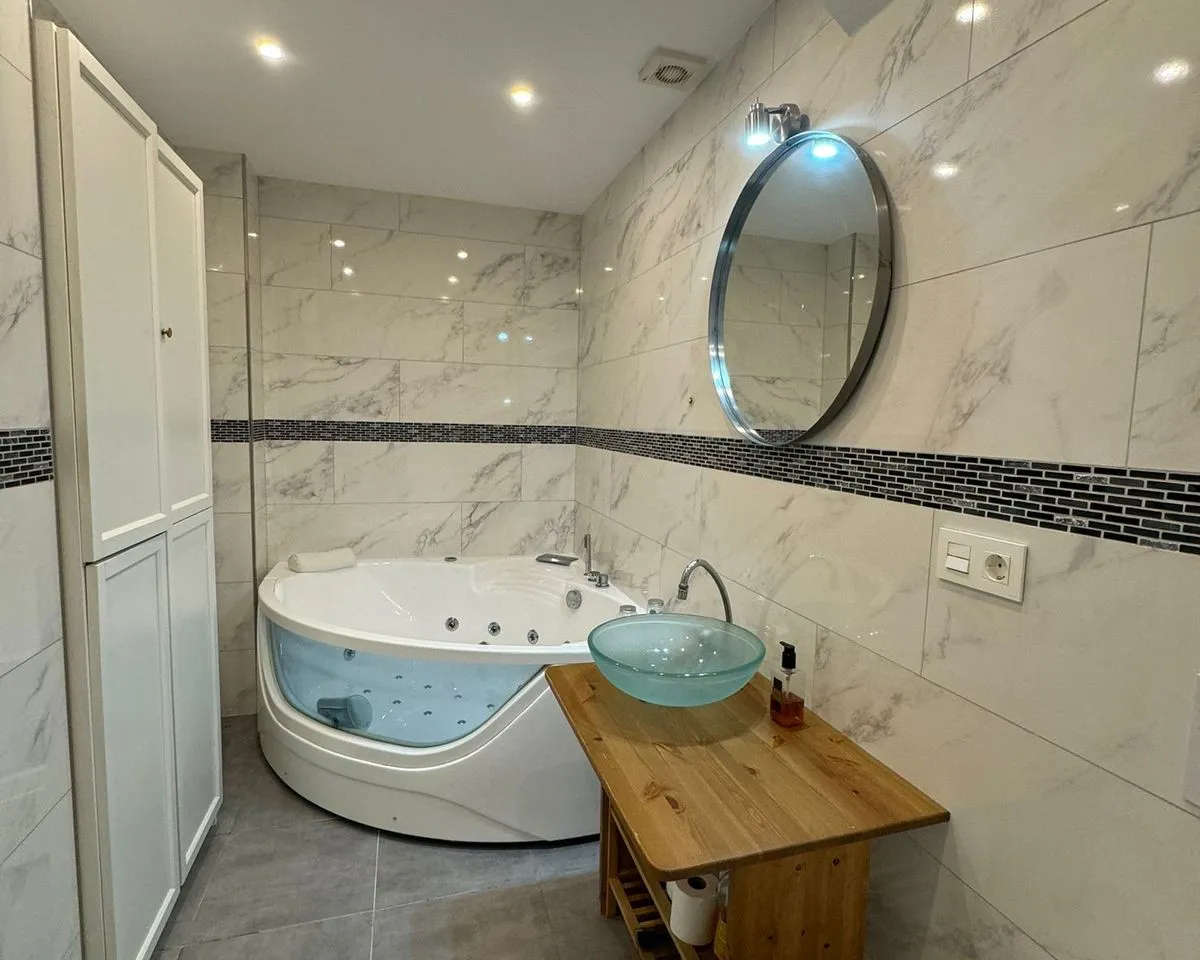 75a6a352-d85f-4f8d-a5a0-f051524ec6a9