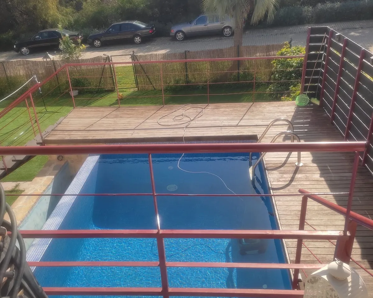 8cc71e52-178d-493e-ae06-6ecd3c35090c