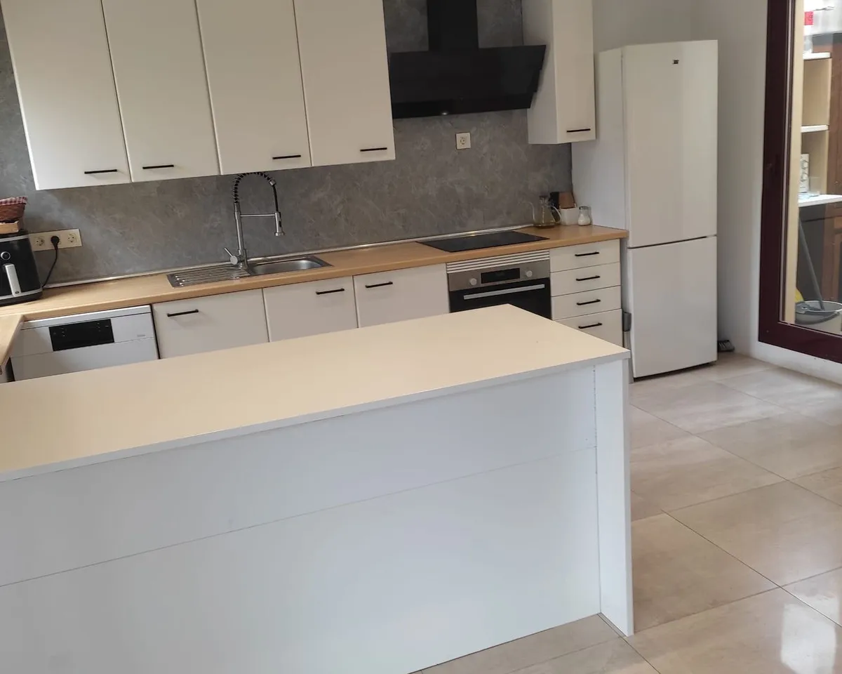 bf39a305-f80c-4612-a25c-c919c427c611