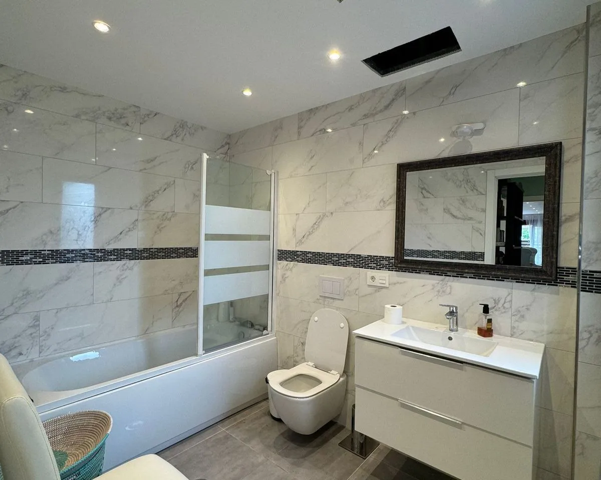 bfd2e8ce-ba15-4f6d-a630-1f3dae8e1452