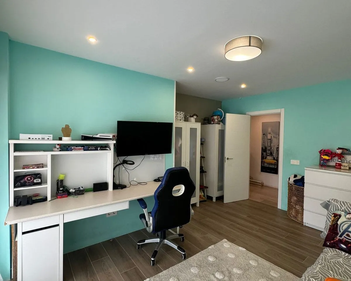 c56e980d-ccbb-4fb5-972d-982401a20fc5