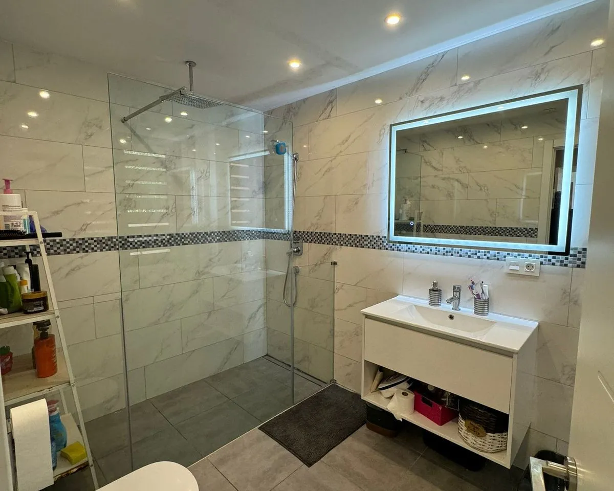 d08eedb7-c686-43e8-9740-004b315d0a0f