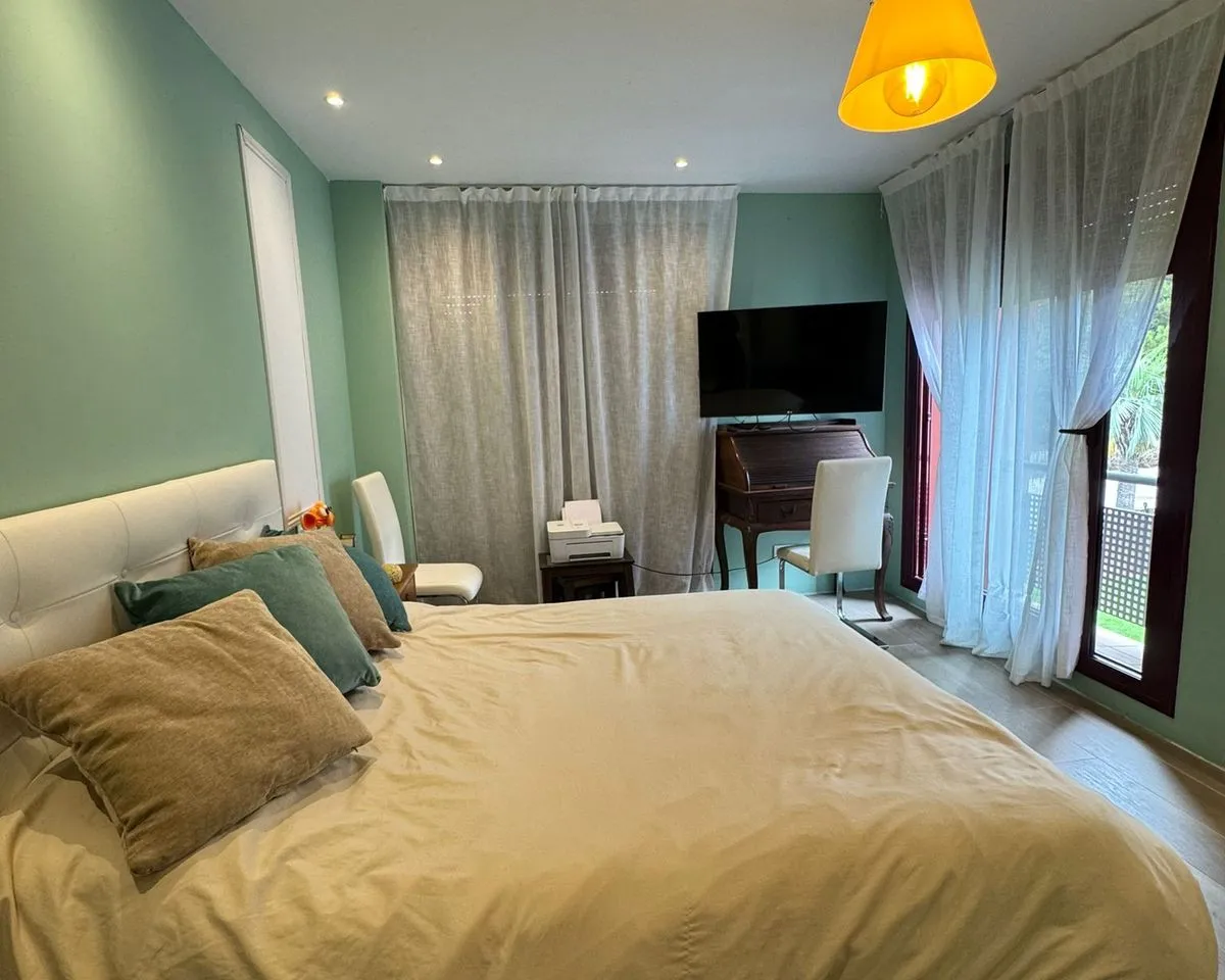 db328246-5db6-43f3-b464-65ecb62f4018