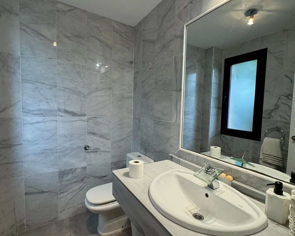 e4165cc8-7cde-440d-854b-913e414e5a8a