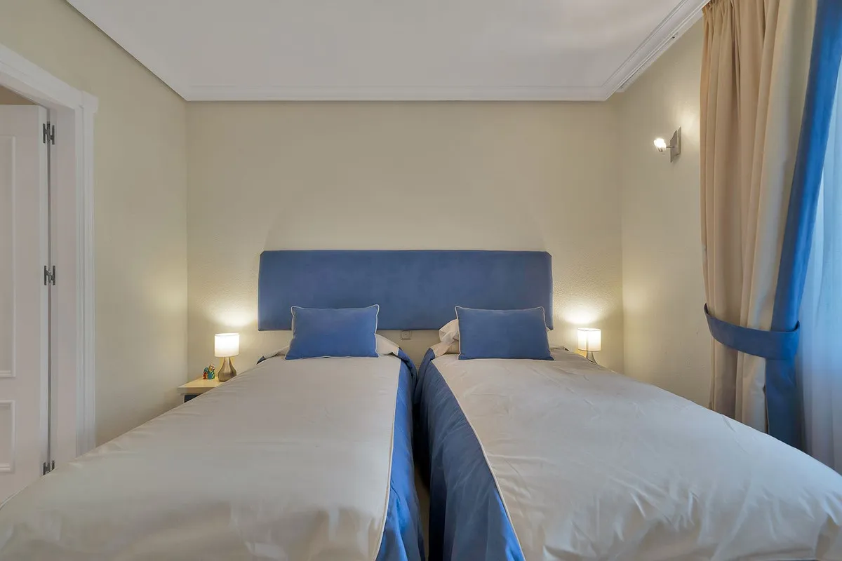 07543582-8310-4fd6-b460-95d35e476389