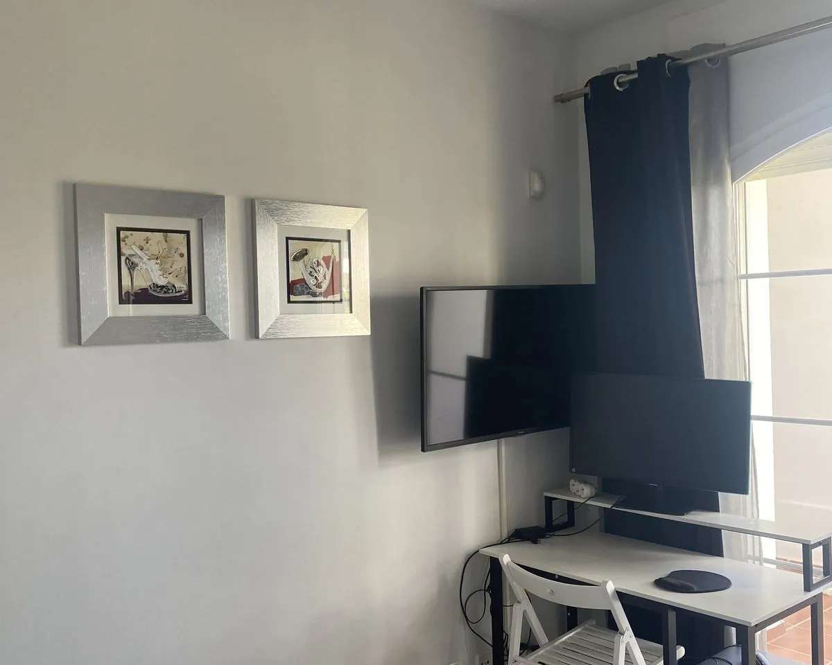 04896074-900c-4110-804d-41685673593b