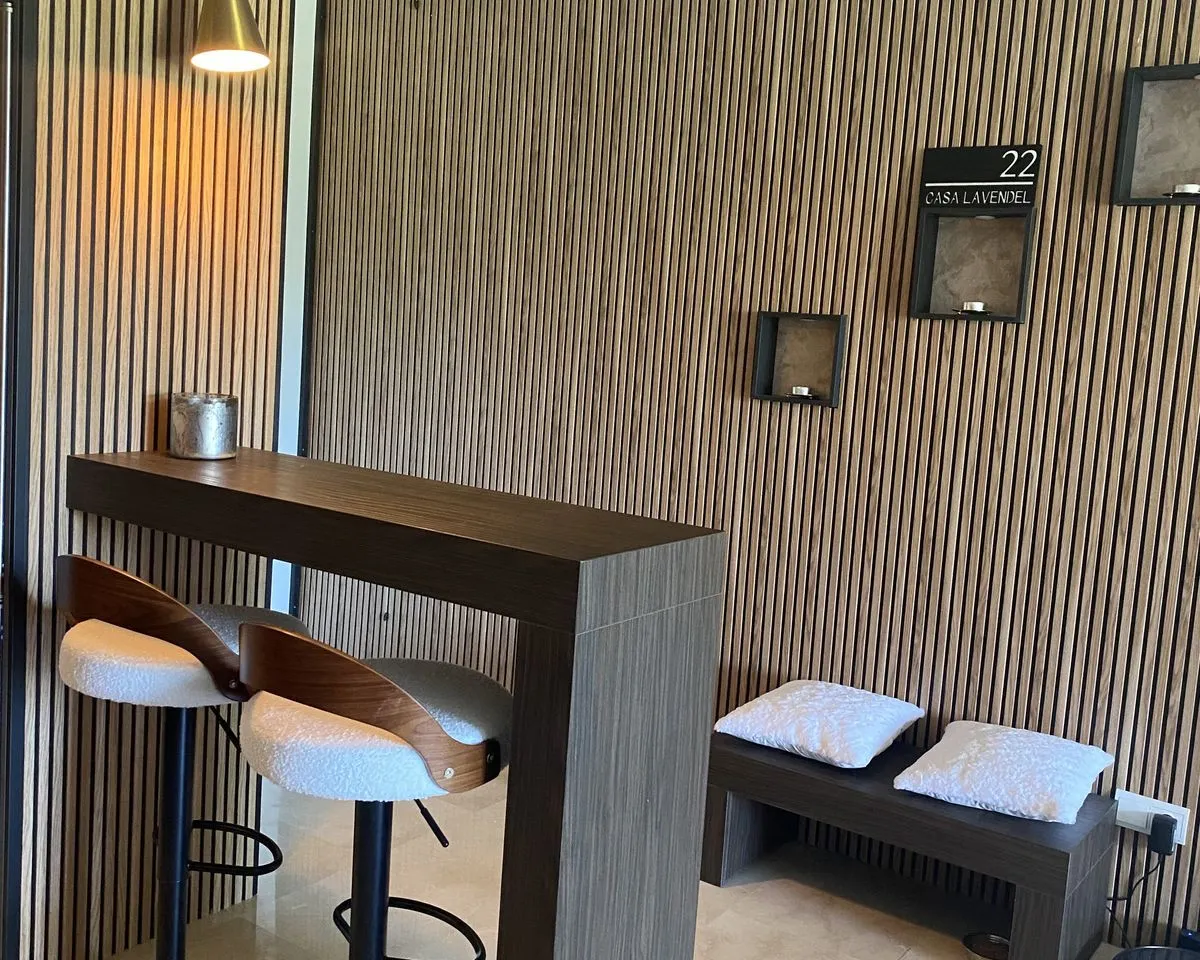 d39447f6-083a-40a8-8e44-219d60ec7c26